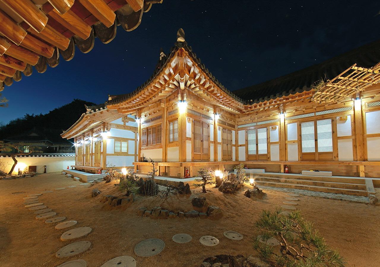 Cheonggong Hanok Stay Gyeongju Eksteriør bilde