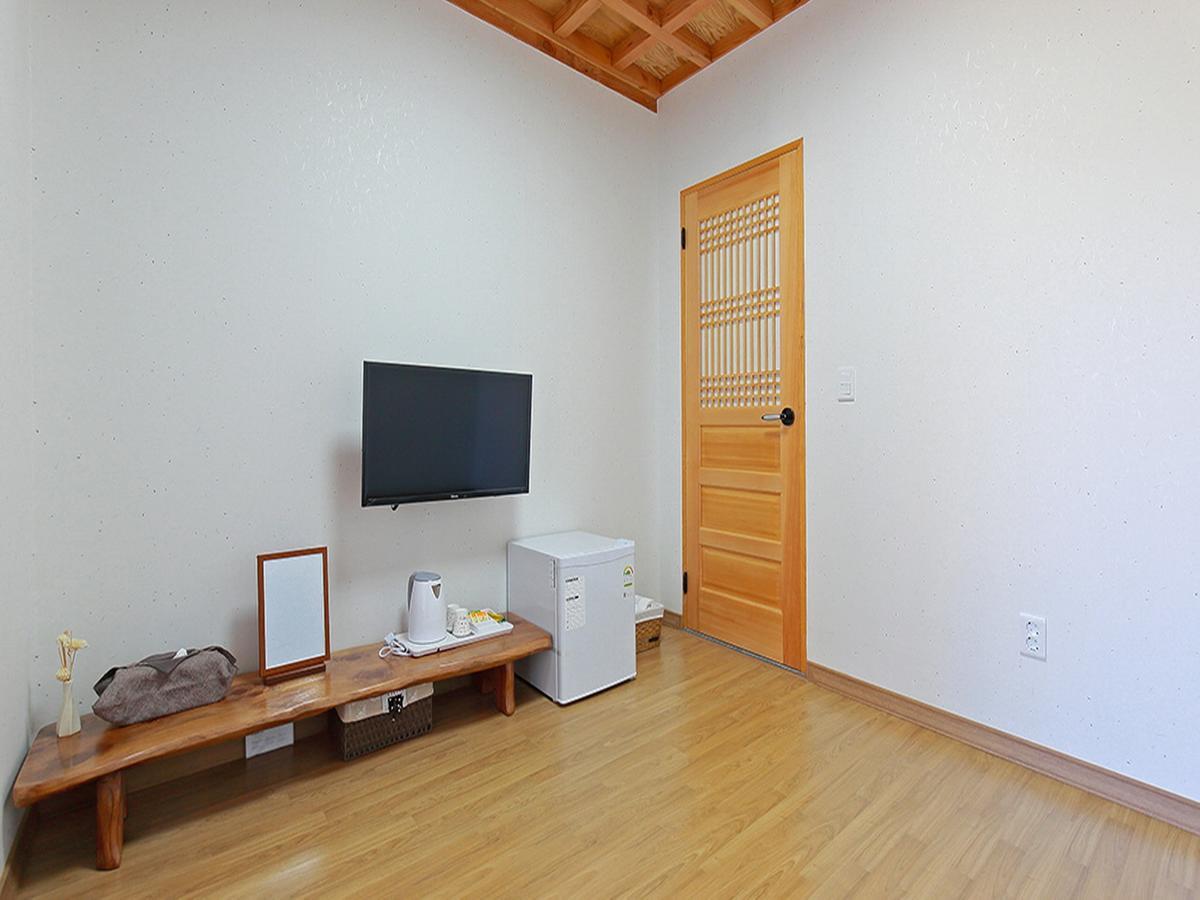 Cheonggong Hanok Stay Gyeongju Eksteriør bilde