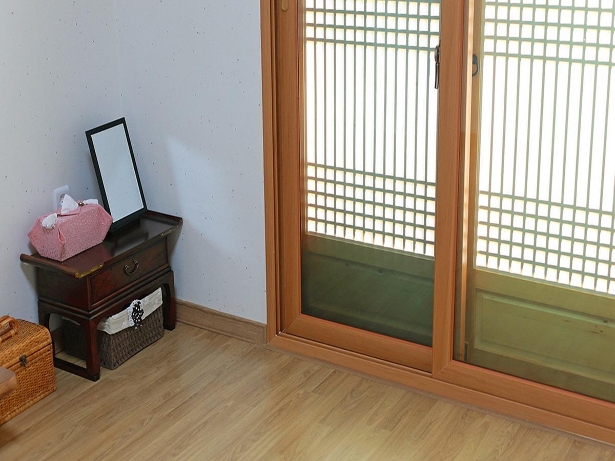Cheonggong Hanok Stay Gyeongju Eksteriør bilde