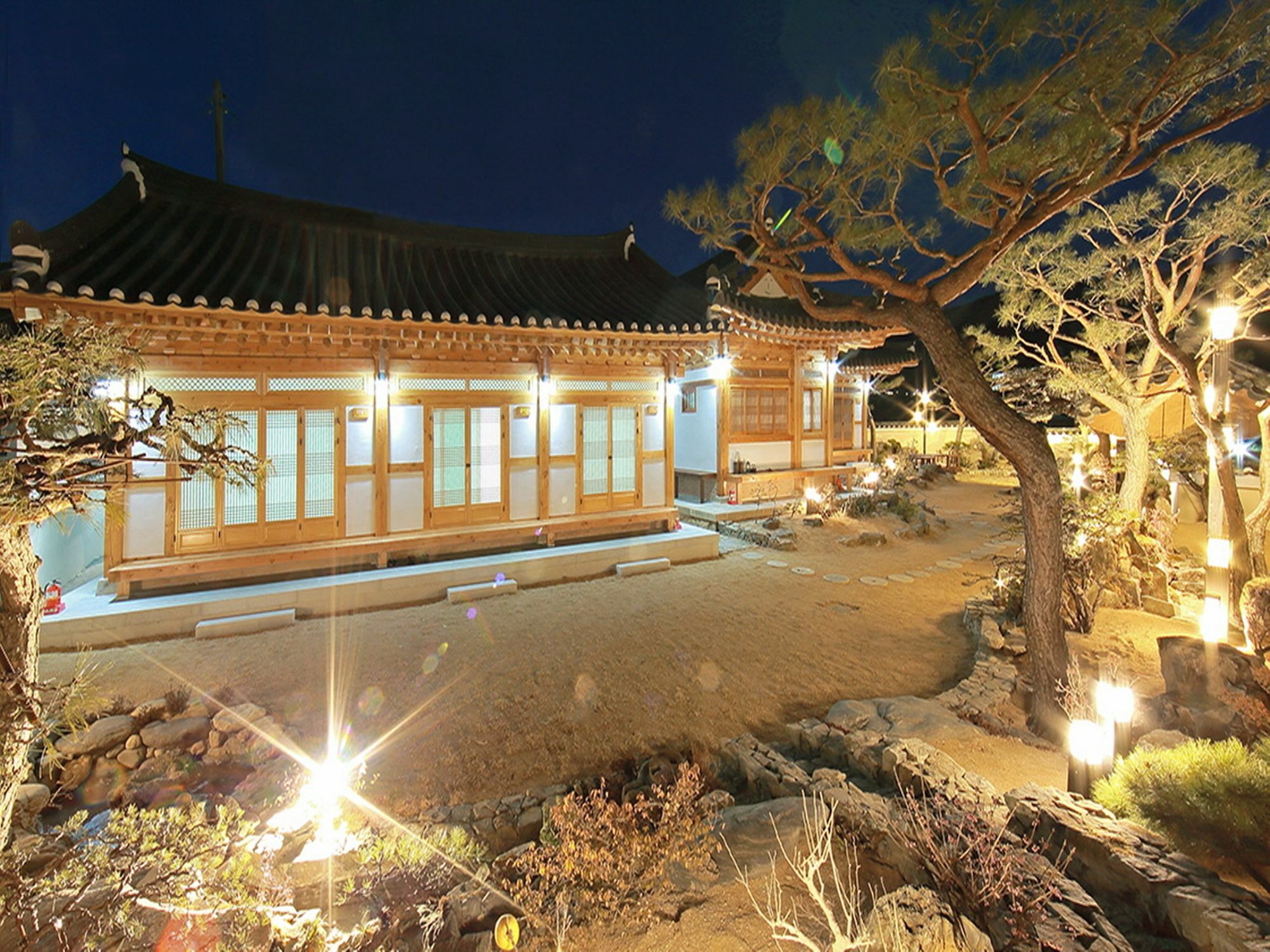 Cheonggong Hanok Stay Gyeongju Eksteriør bilde